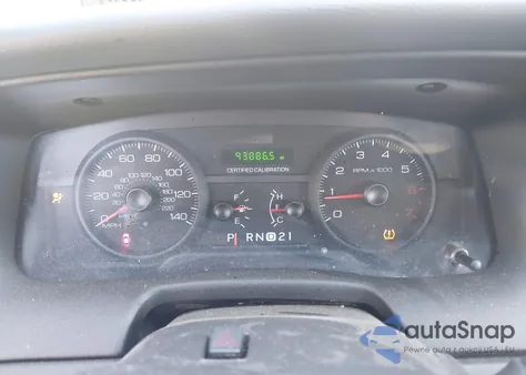 2011 Ford Crown Victoria Police Interceptor from USA, damaged, VIN 2FABP7BV4BX180275